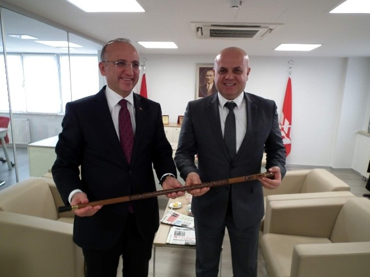 Vali Yurdakul\'dan Ziraat Bankası Van Bölge Müdürlüğü\'ne Ziyaret