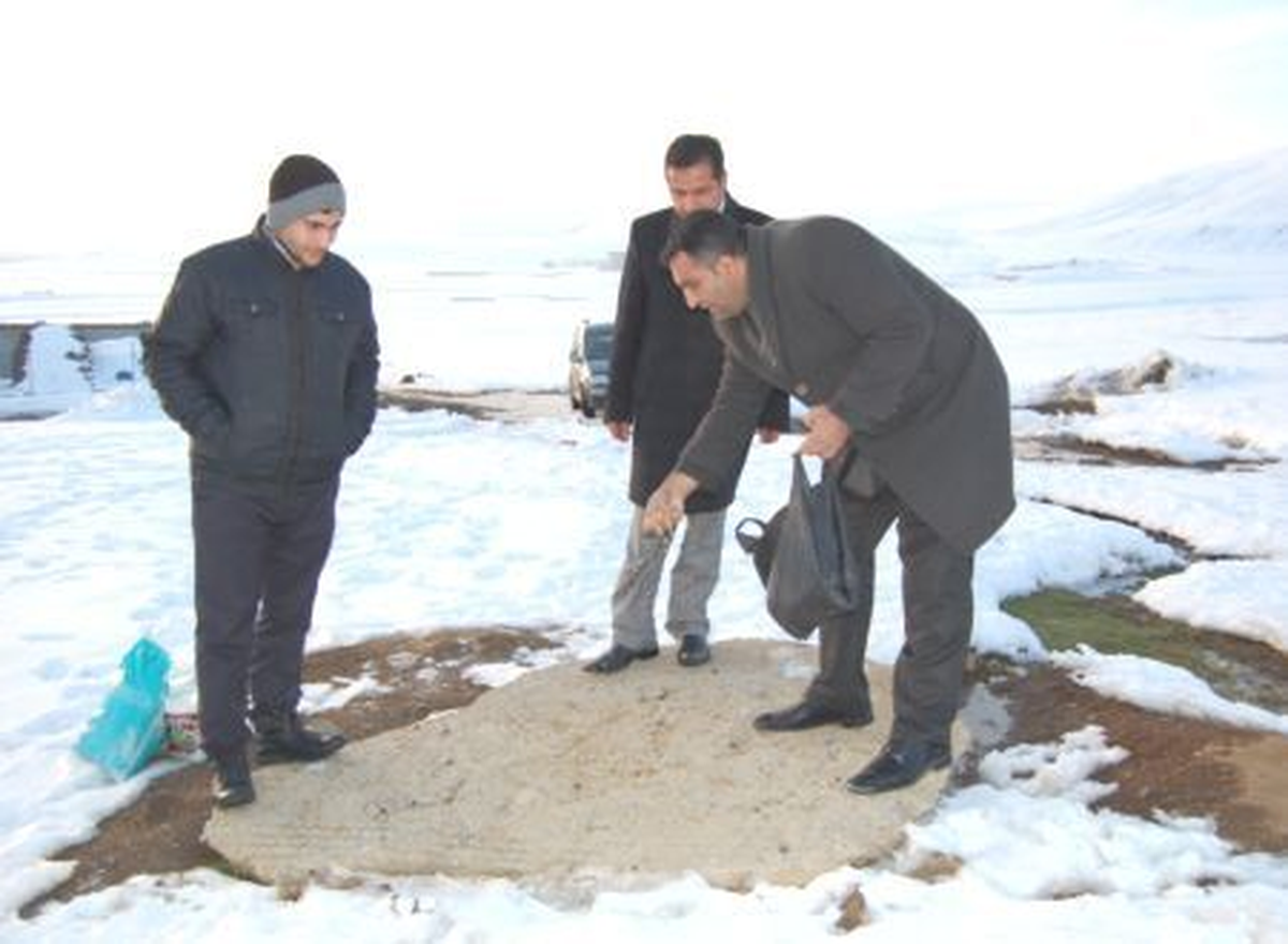 Yaban hayvanları için doğaya yem bırakıldı -