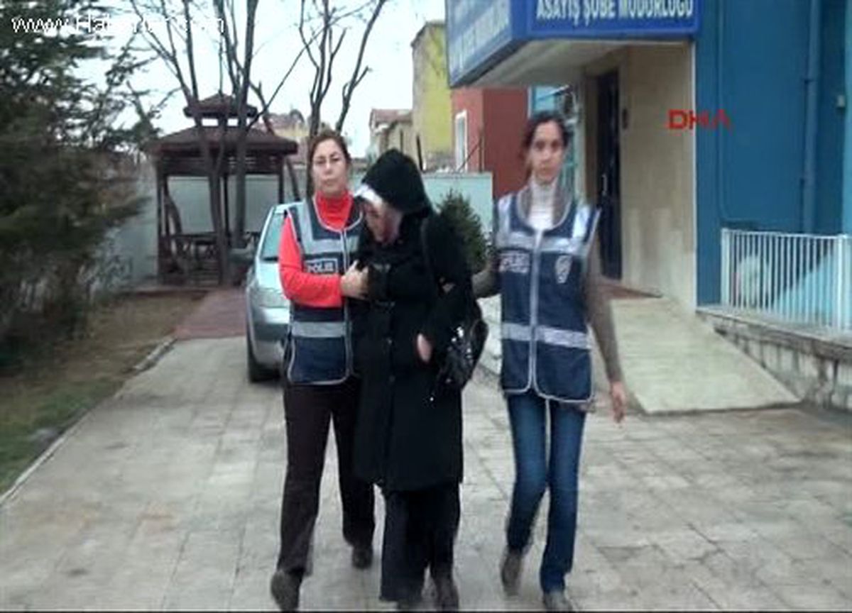 Konya\'da Yaşlı Kişileri Dolandıran Kadın Yakalandı