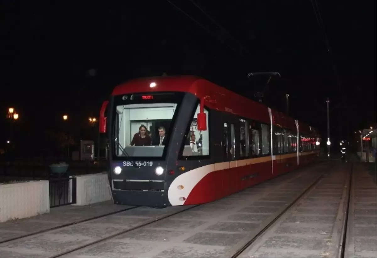 Yeni Tramvay Yarın Hizmete Girecek