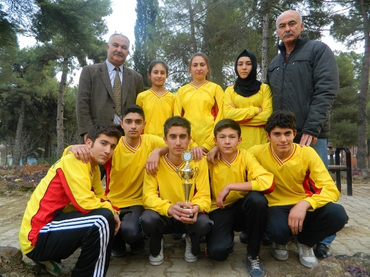 Yunus Emre Anadolu Lisesi İl Üçüncüsü