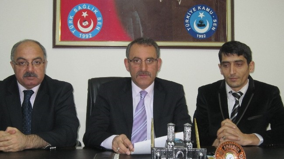 Aile Hekimliği Sisteminde Çalışanların Yüzde 91\'i İş Yüklerinin Fazla Olduğunu Düşünüyor