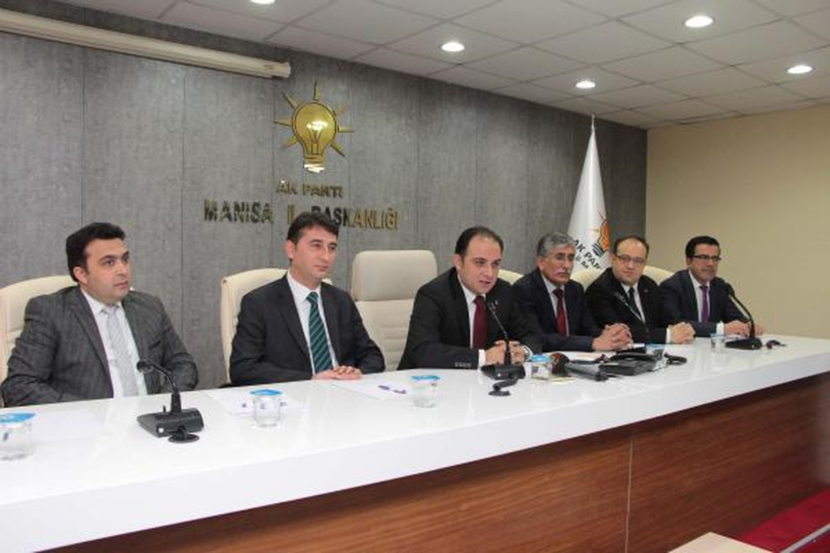 AK Parti Manisa İl Başkanı: Başbakan\'ı 63 Bin Kişi Dinledi
