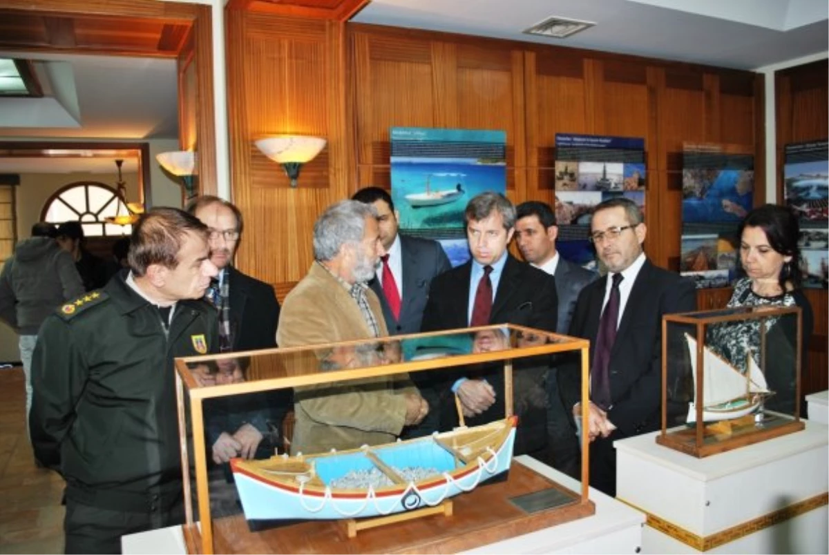 Akdeniz ve Gemileri Maket Gemi Sergisi" ÇTSO Çanakkale Evi\'nde Açıldı