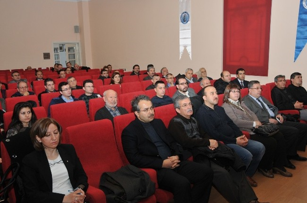 Akü\'de \'Zemin İyileştirme Yöntemleri Semineri\'