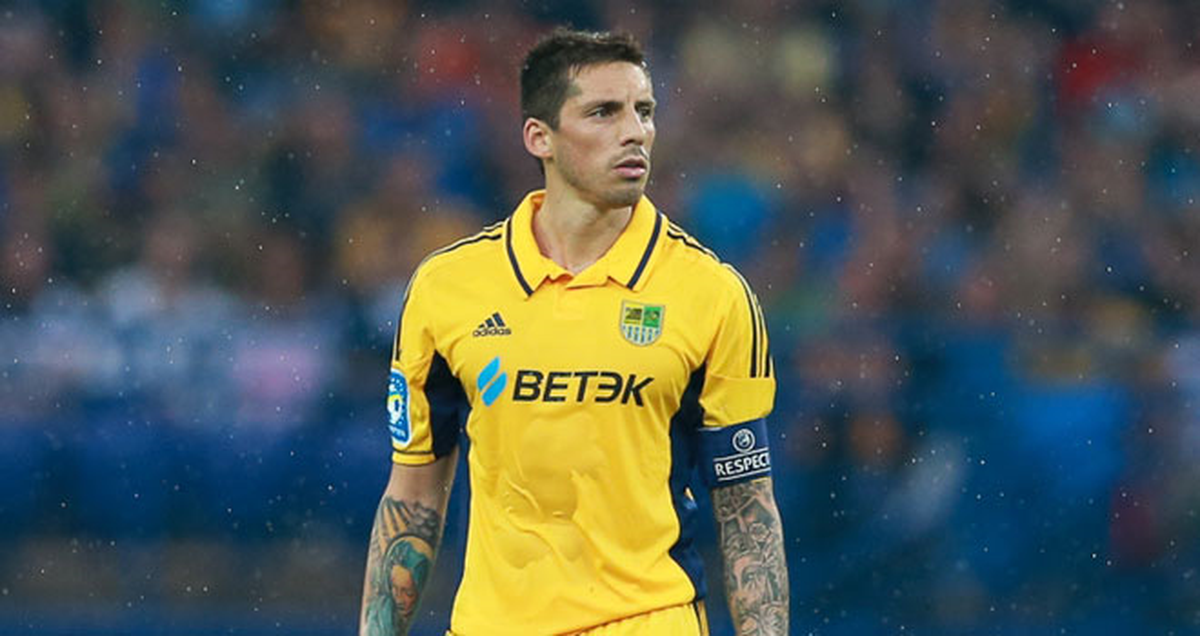 Atletico\'nun İlk Transferi Jose Sosa
