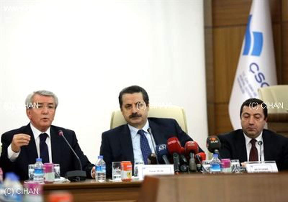 Bakan Çelik, 2014 Yılında Geçerli Olacak Asgari Ücreti Açıkladı