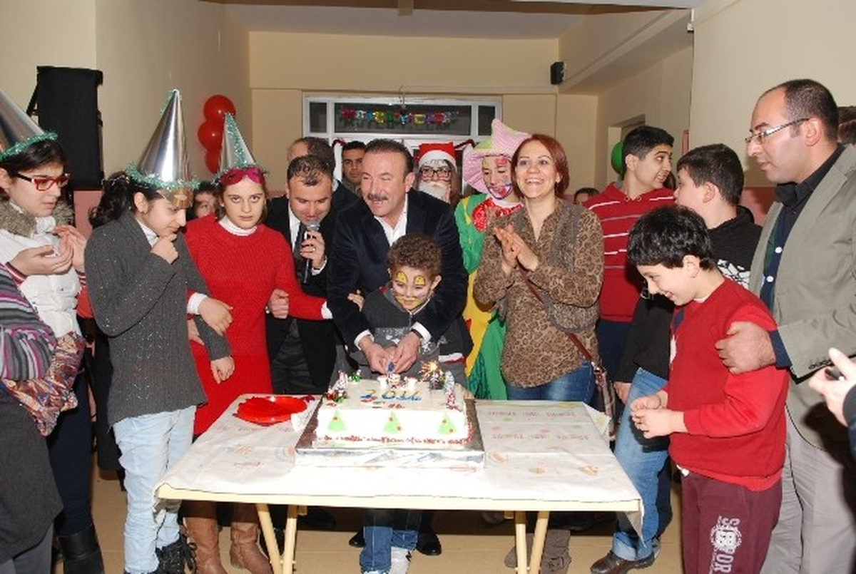 Başkan Doğan Oçem\'in Yılbaşı Etkinliğine Katıldı