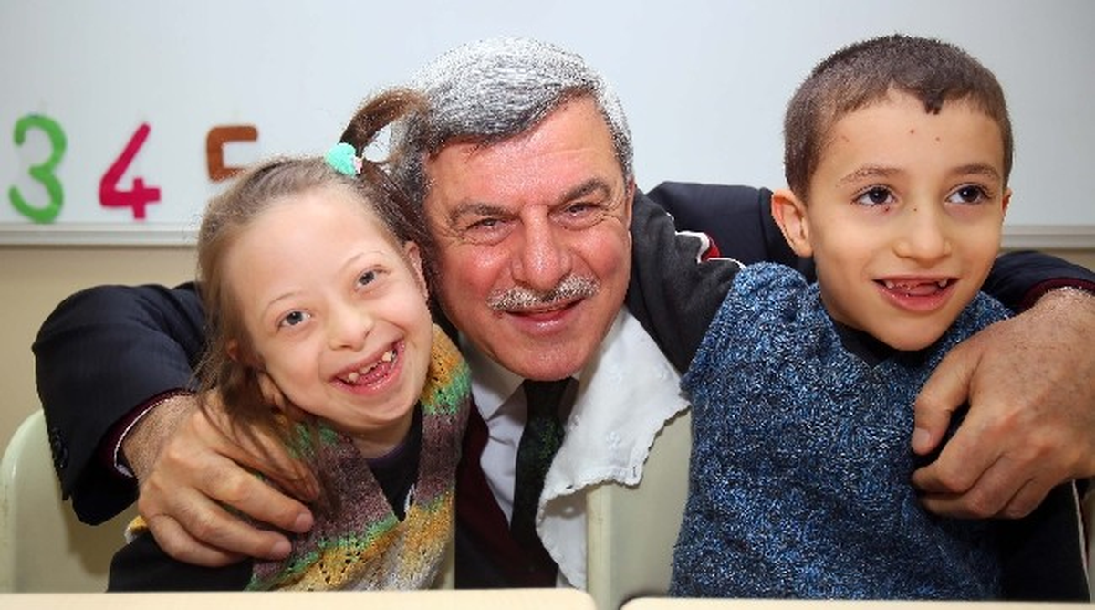 Başkan Karaosmanoğlu, Özel Öğrencilerle Buluştu