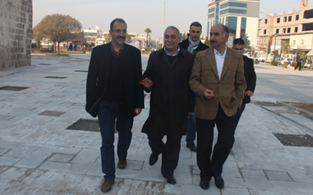 Beykapısı Meydanı\'nda Çalışmalar Sürüyor