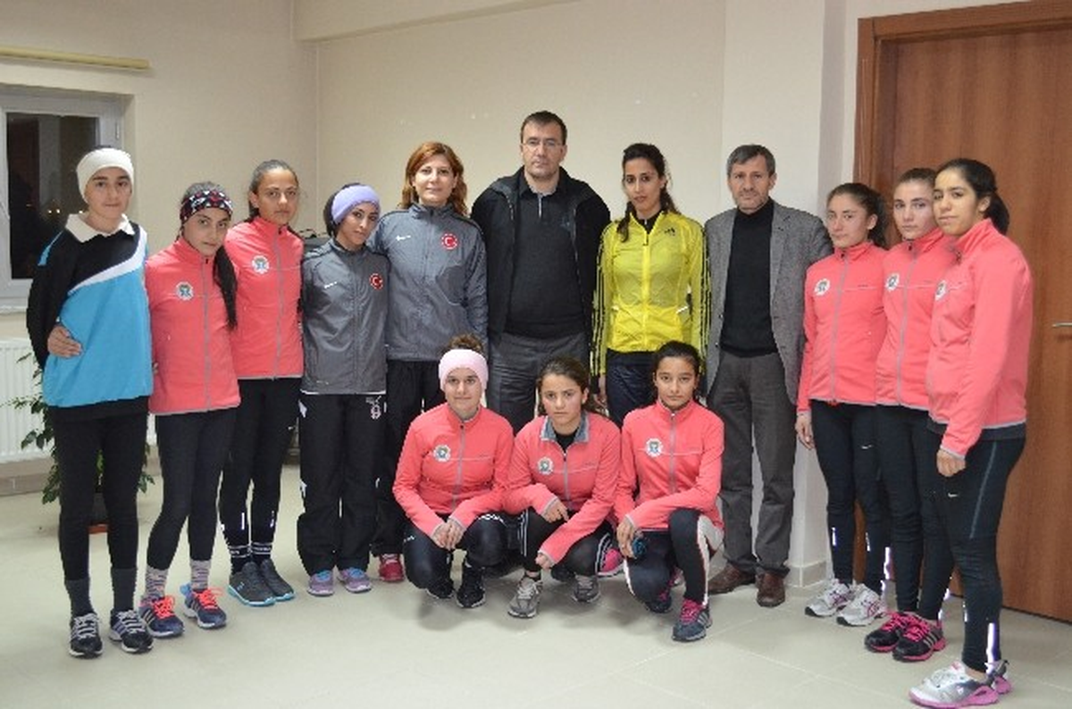 Çintimar Erzurumlu Atletlerden Başarı İstedi