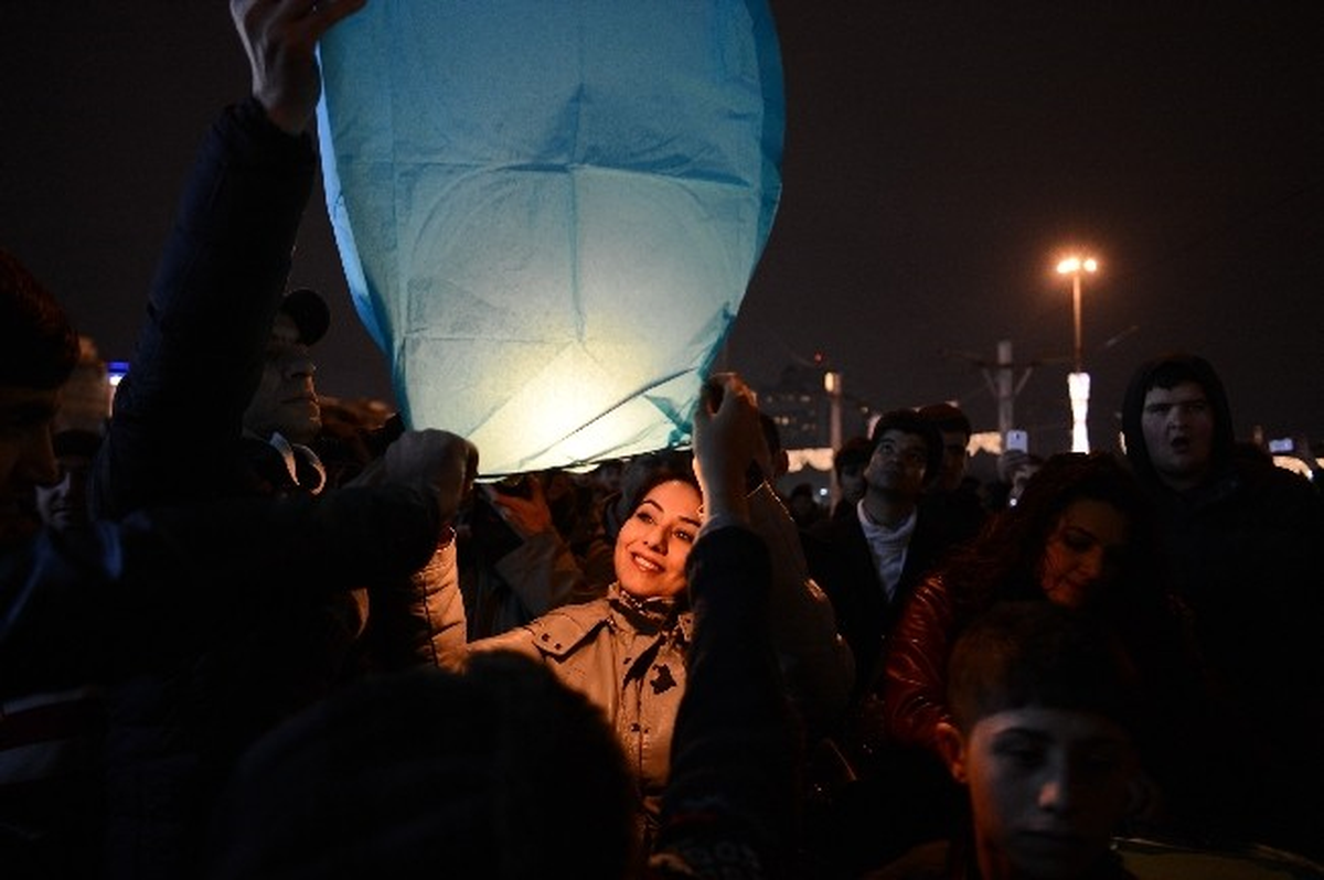 Dilek Fenerli Eylemde Vatandaşlar Yanma Tehlikesi Atlattı
