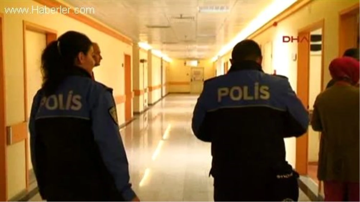Hastaneyi Ziyaret Eden Polislere Türkü Söyledi