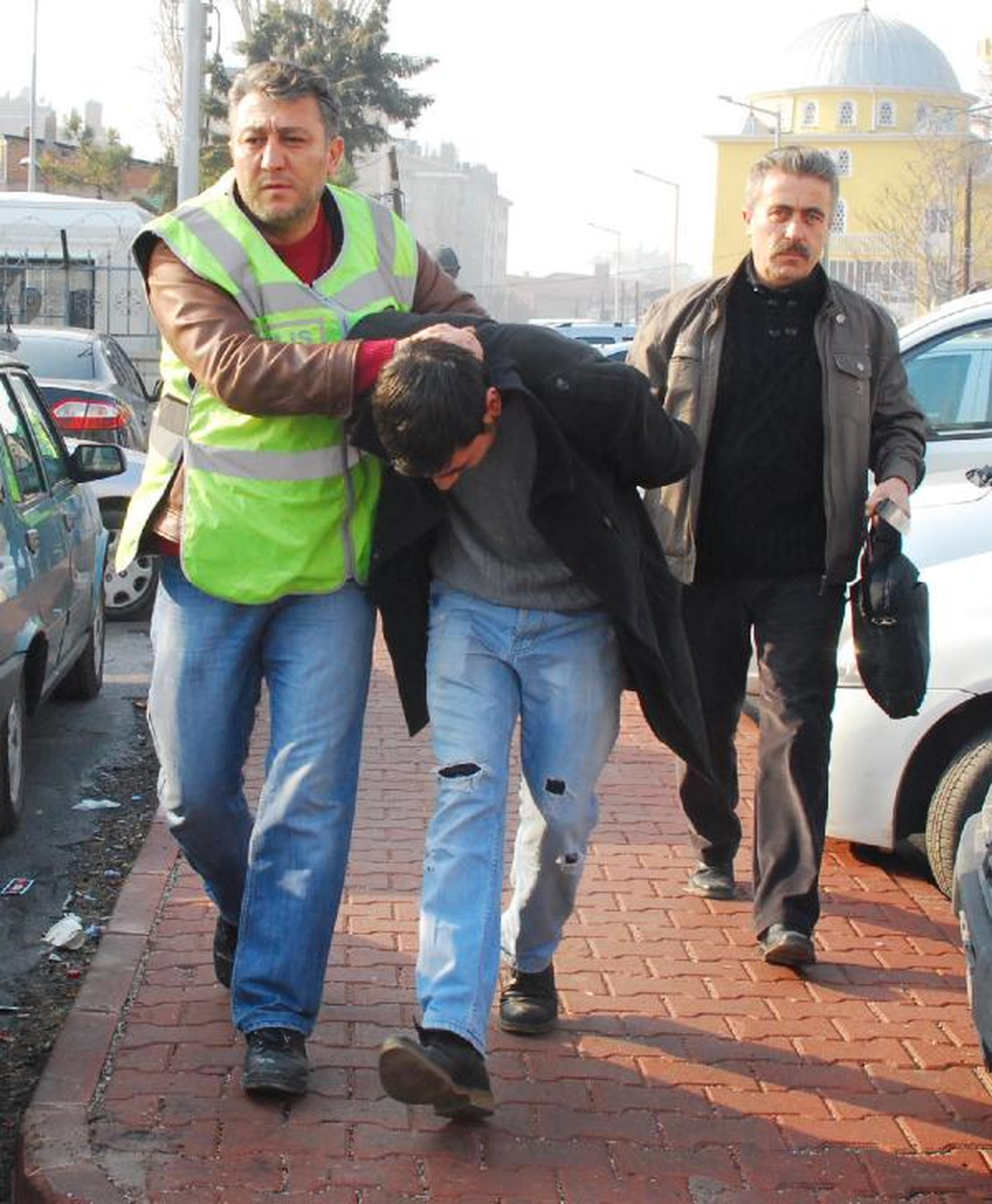 Hırsızlık Şüphelisi: Ben Delikanlıyım, Hırsızlık Yapmam