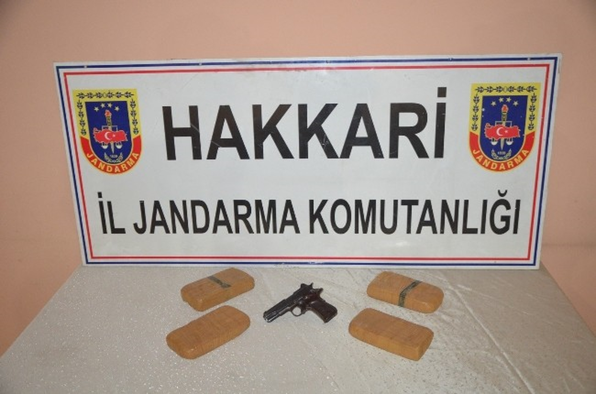 Hakkari\'de Uyuşturucu Operasyonu