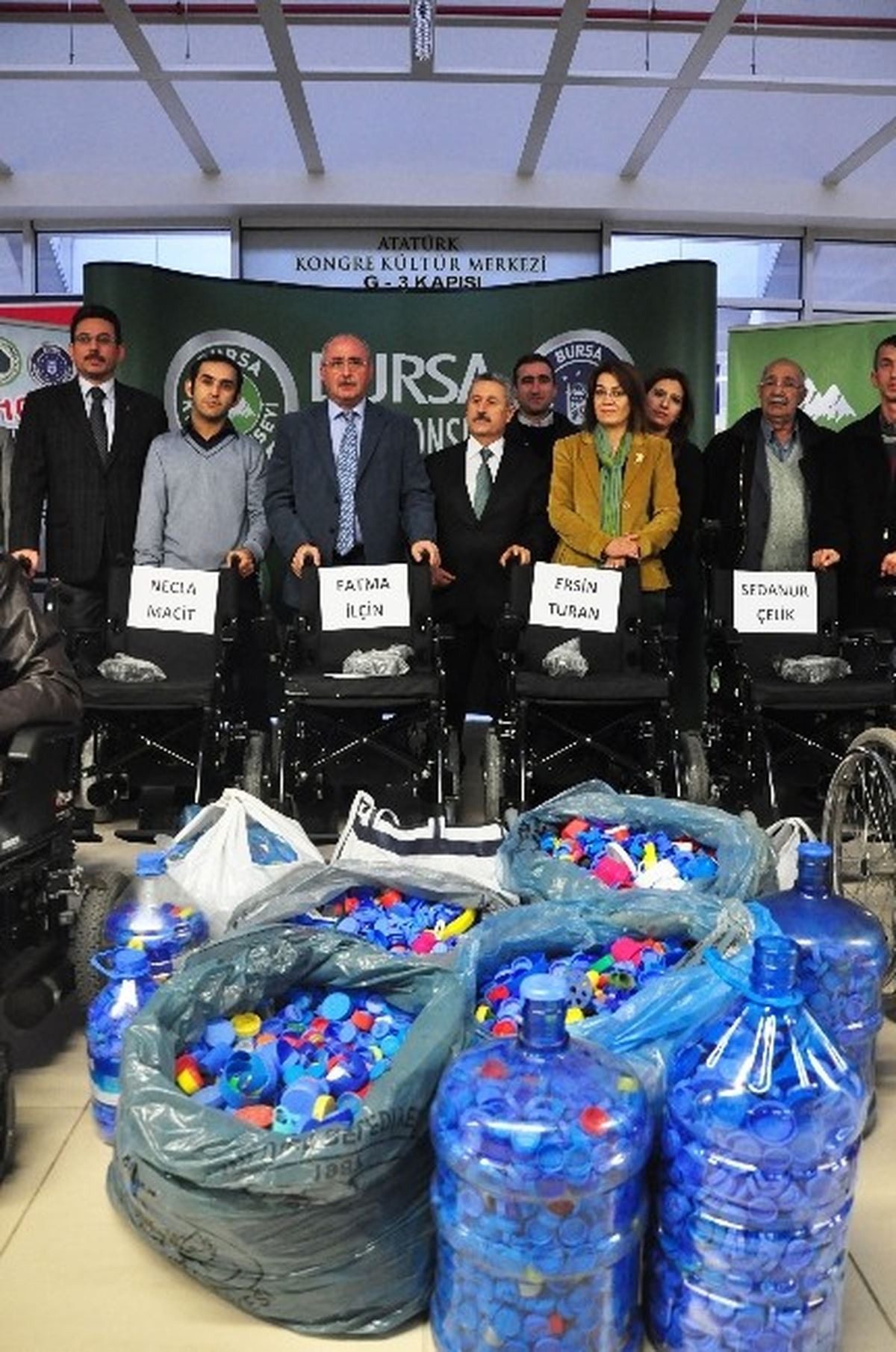 Kapaklar Engellilere Umut Oldu