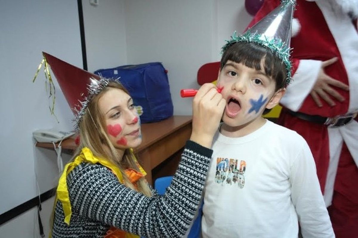 Kartallı Minikler, Yeni Yılın Gelişini Kreşlerinde Kutladı
