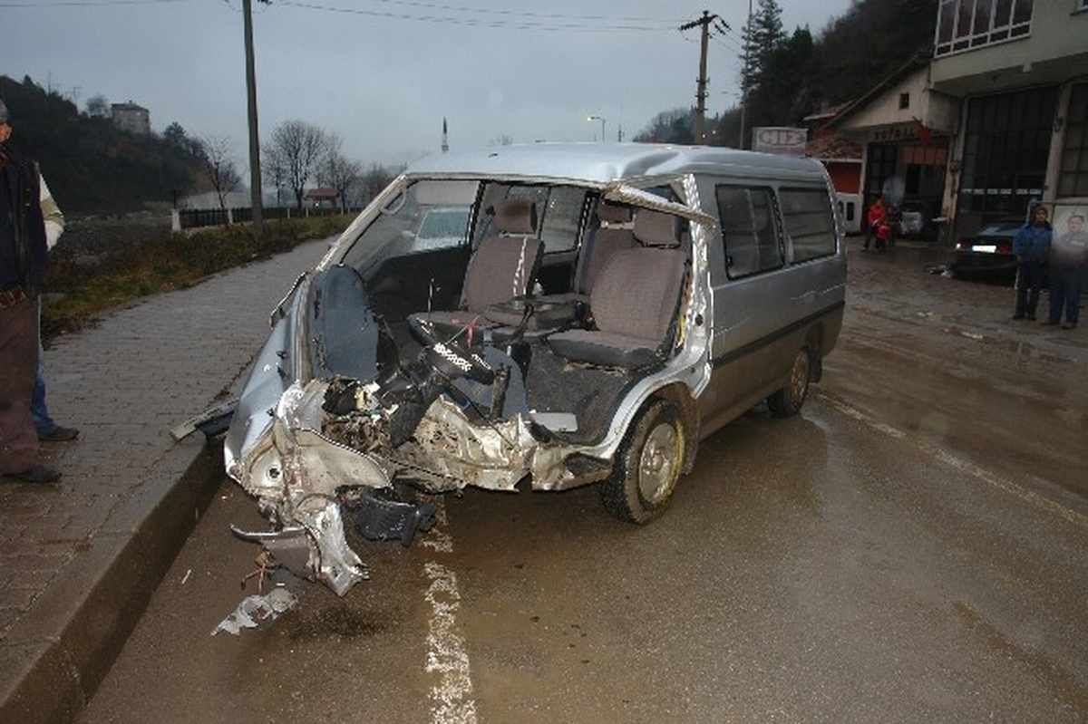 Kastamonu\'da Zincirleme Trafik Kazası