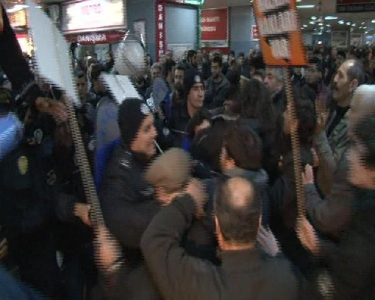 Kızılay Metro İstasyonunda Eylem