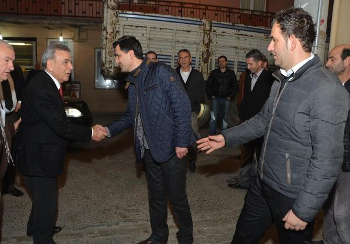 Kocaoğlu, Yılın Son Yemeğininde Vatandaşlarla Buluştu