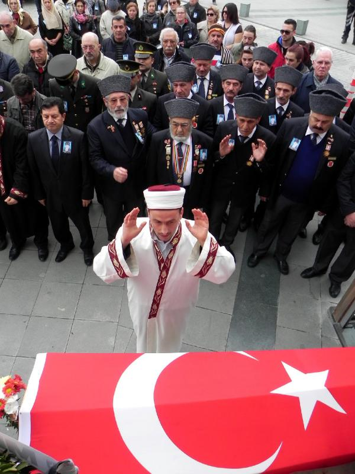 Kore Gazisi Kanserden Öldü