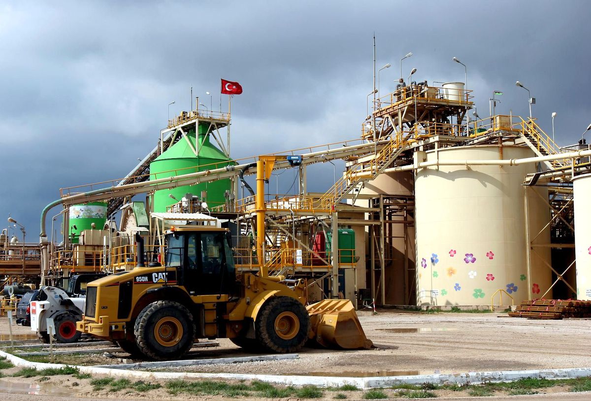 Cemaate Yakın İş Adamının Madenine Kilit
