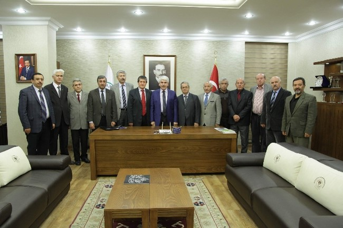 Mihalıççıklılar Derneği\'nden Başkan Sakallı\'ya Ziyaret