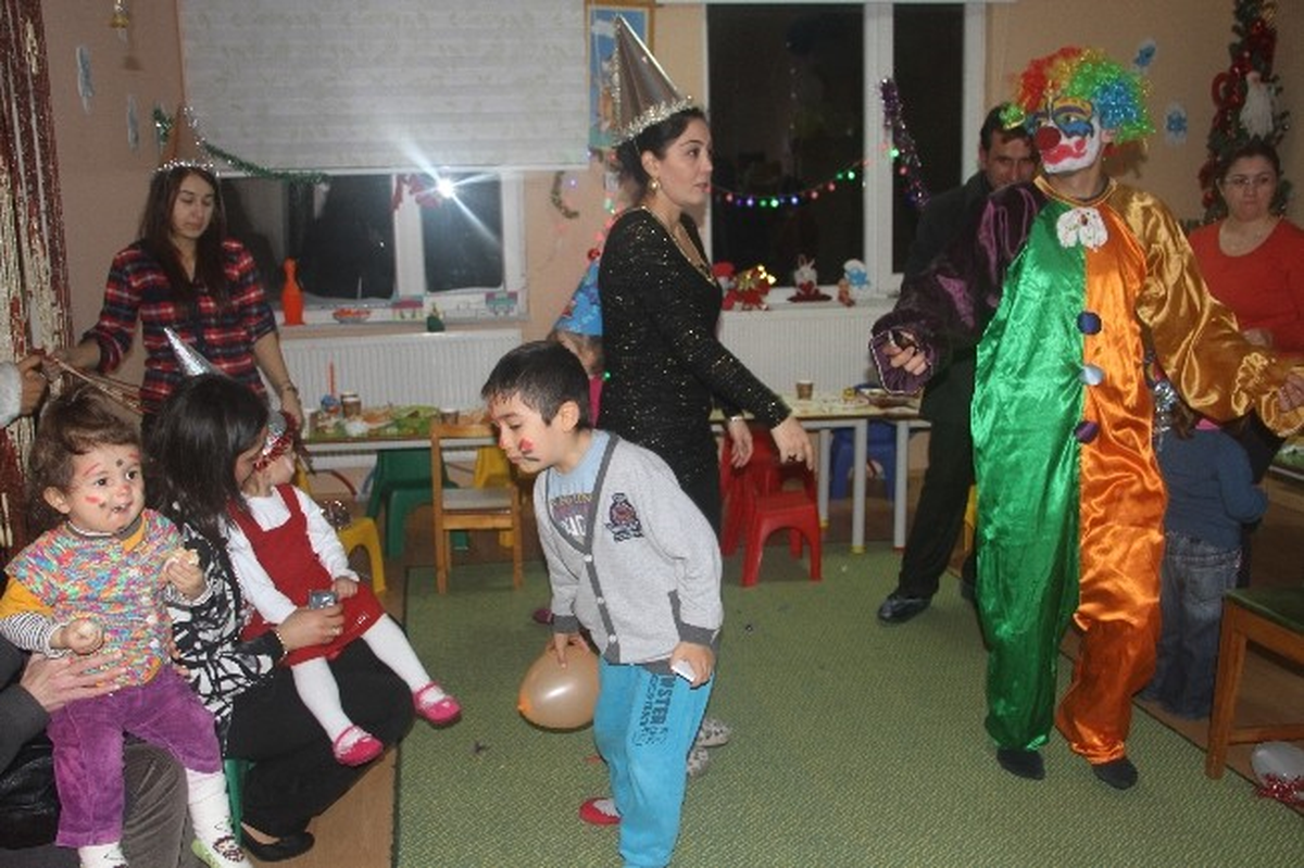 Özel Ceren Abla Kreşinde Yılbaşı Partisi