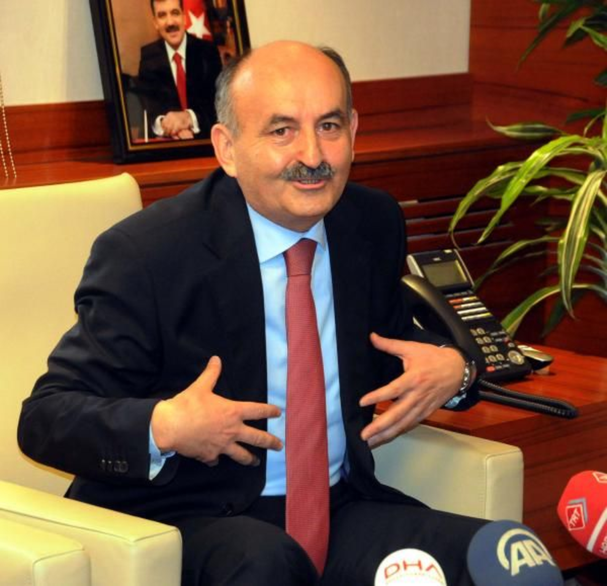 Sağlık Bakanı Müezzinoğlu\'nun Yeni Yıl Mesajı Açıklaması