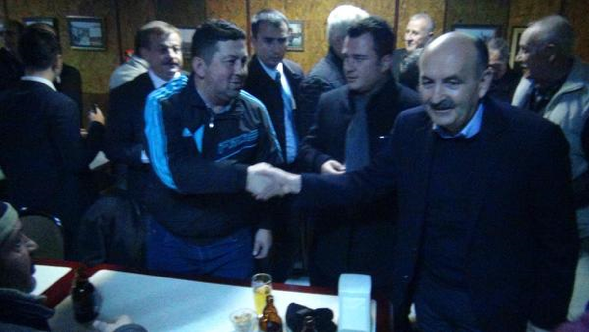 Sağlık Bakanı Müezzinoğlu Meyhaneleri Dolaştı