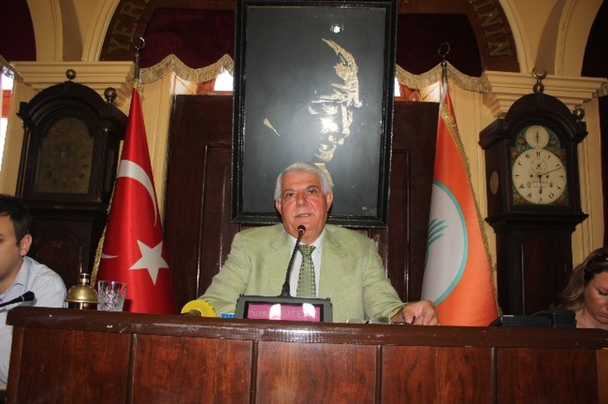 Sedefçi, "2013 Yılında Edirne Halkımıza Hizmetin En İyisini Vermeye Çalıştık"
