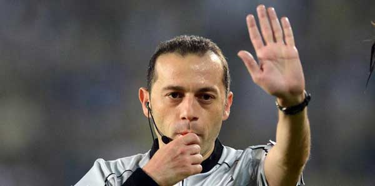 Cüneyt Çakır İlk Yarıda En Fazla Görev Yapan Hakem Oldu