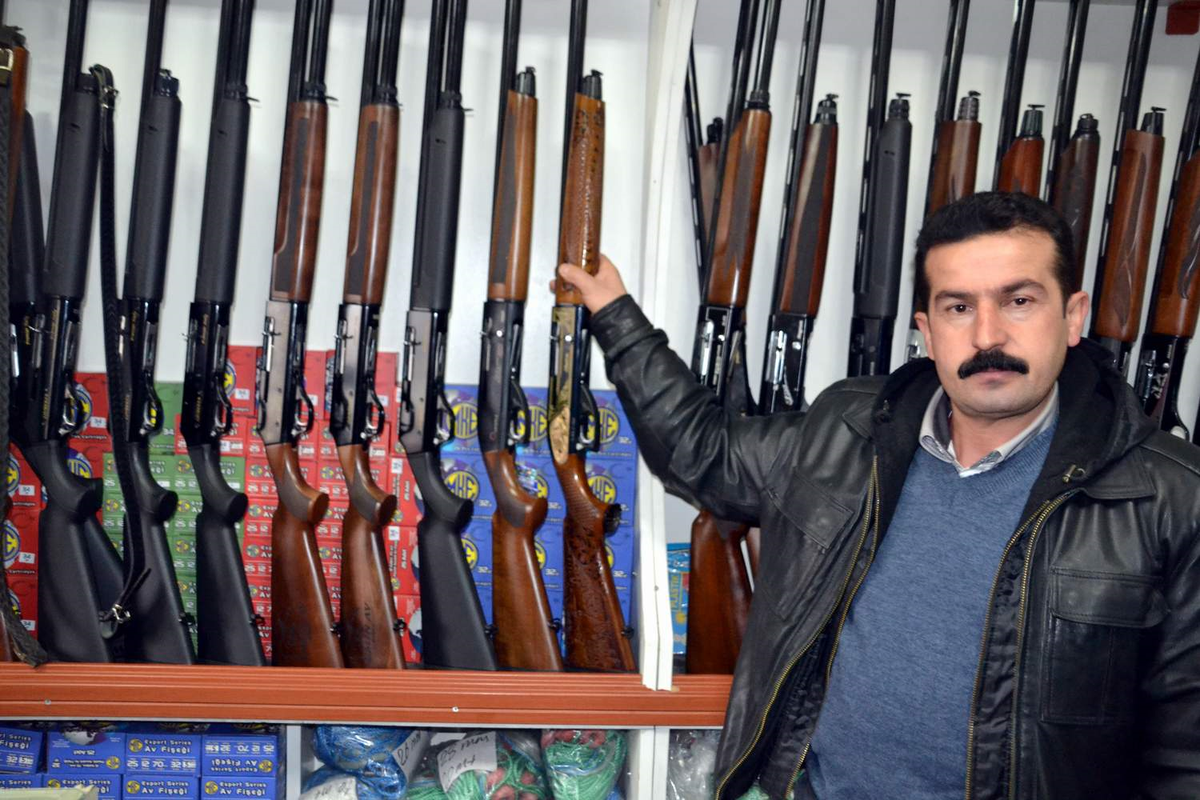Siirt\'te Av Tüfeklerine İlgi Büyük