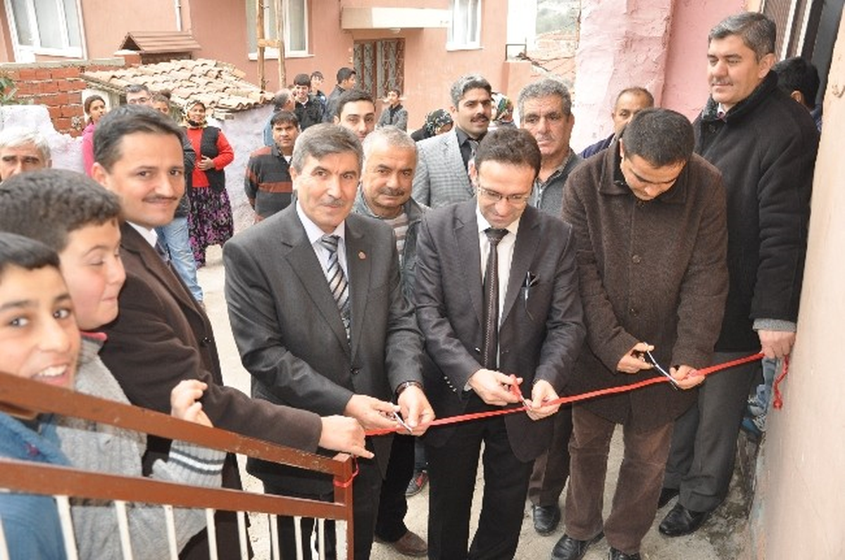 Soma\'da Karamanlı Mahallesi\'ne Kültür Hizmeti