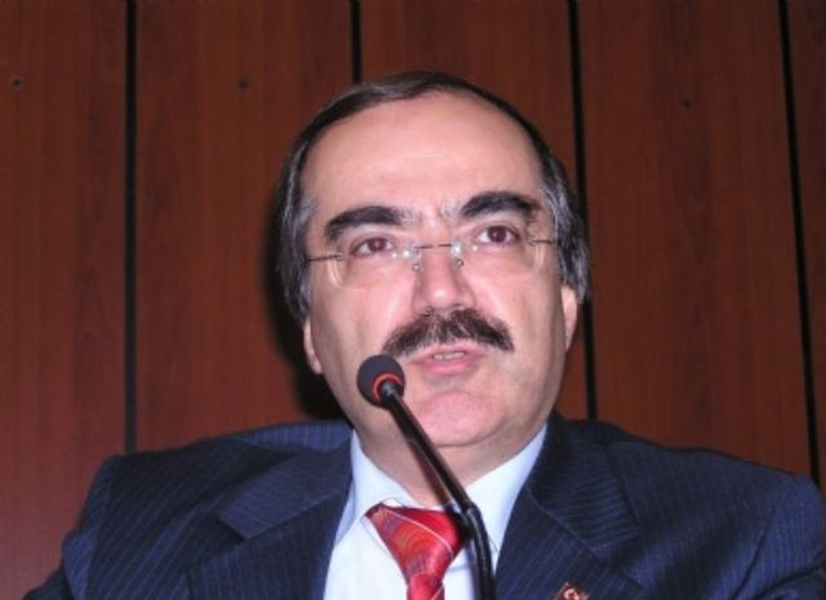 Vali Coş\'un Yeni Yıl Mesajı
