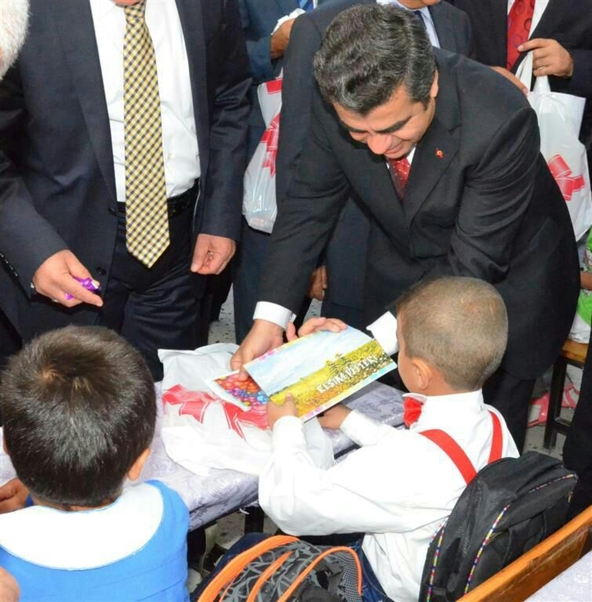 Vali Düzgün\'den "Yardım" Genelgesi