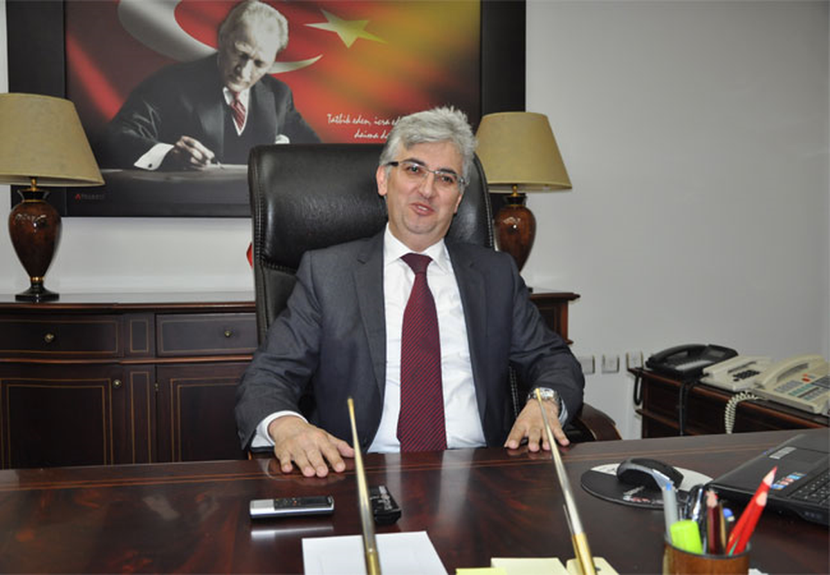 Vali Tepe\'den Yeni Yıl Mesajı