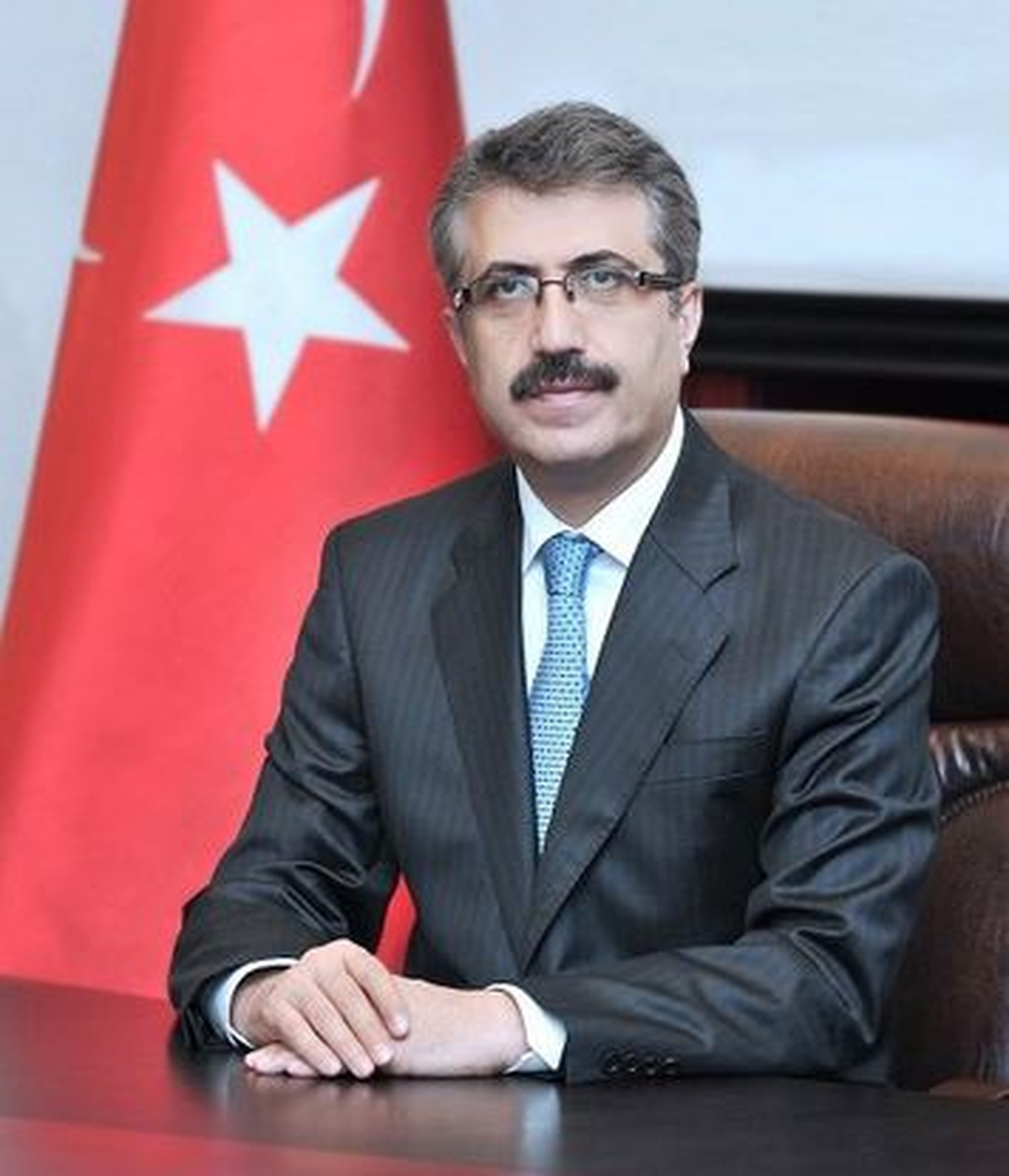 Osmaniye\'de Vali ve Belediye Başkanından Yeni Yıl Mesajı