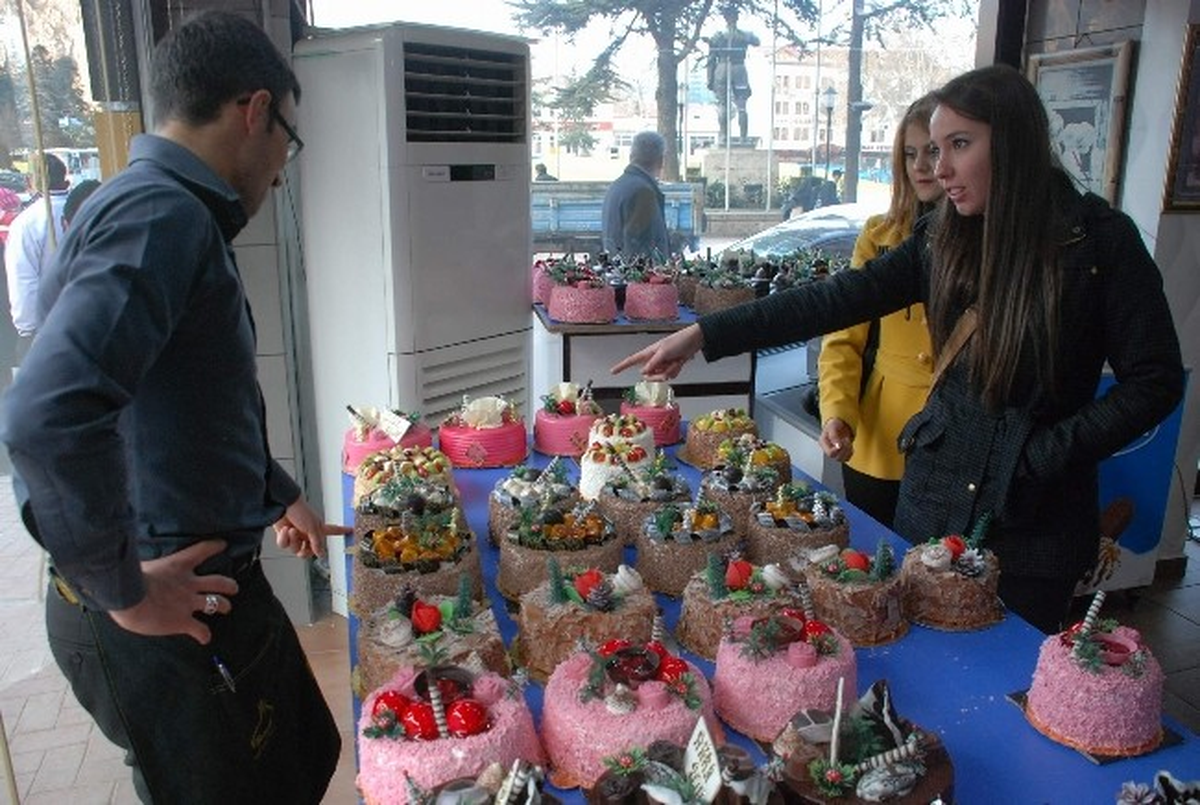 Yılbaşı Pastası