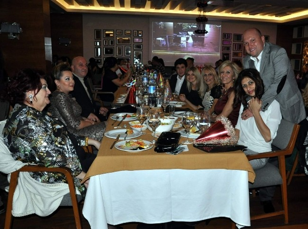 2014 Yılını Eğlence Mekanlarında Kutladılar