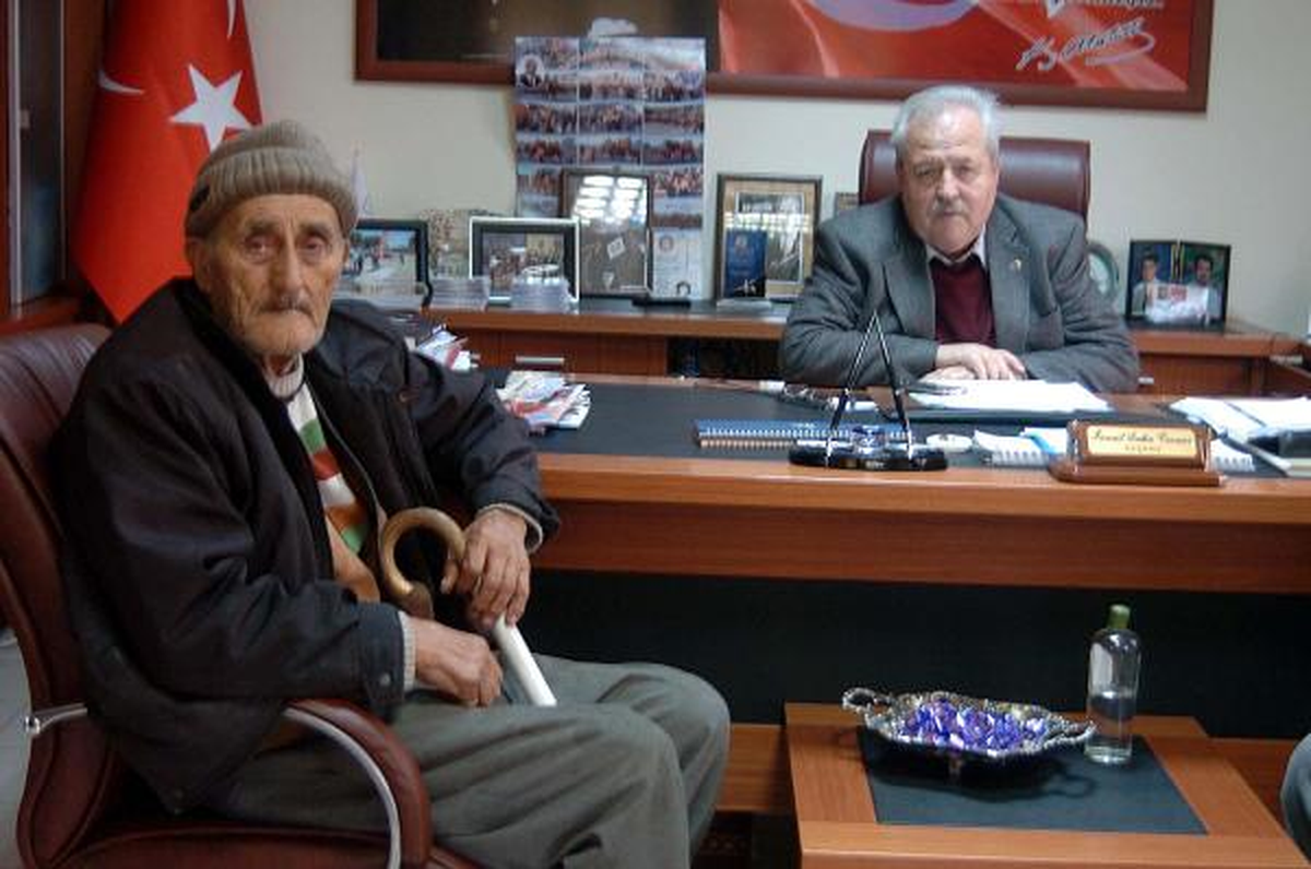Evleri Yanan Yaşlı Çifte Yardım Yağıyor