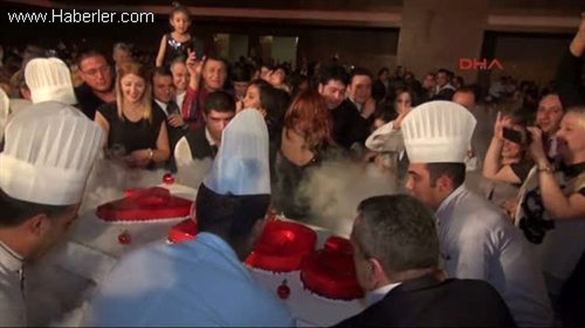 Gaziantep\'te Coşkulu Yeni Yıl Kutlaması