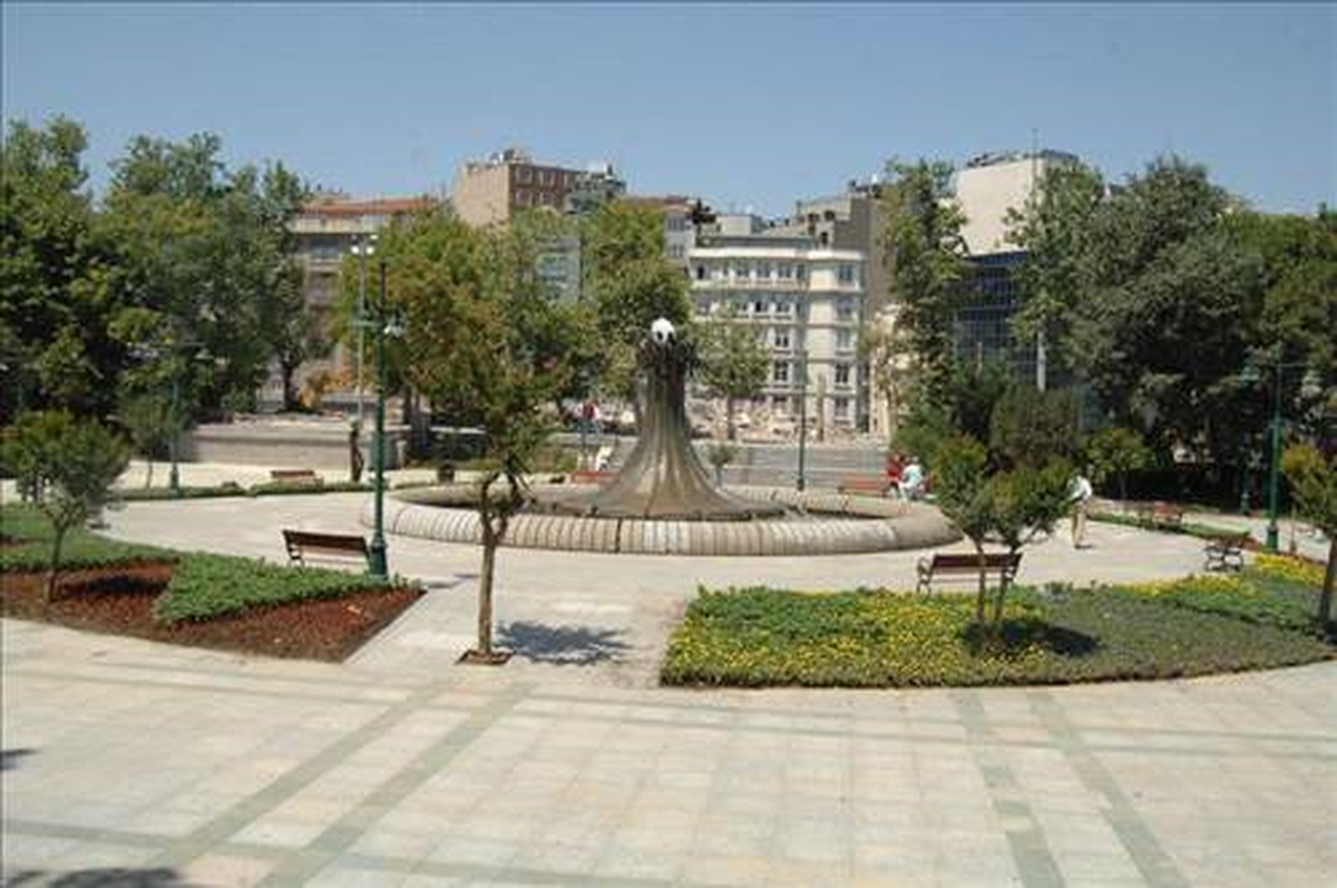 Gezi Parkı Sabah Açıldı