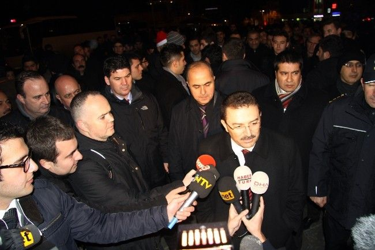 İstanbul Emniyet Müdürü Altınok Taksim\'de Ekstra Güvenlik Önlemi Almadık