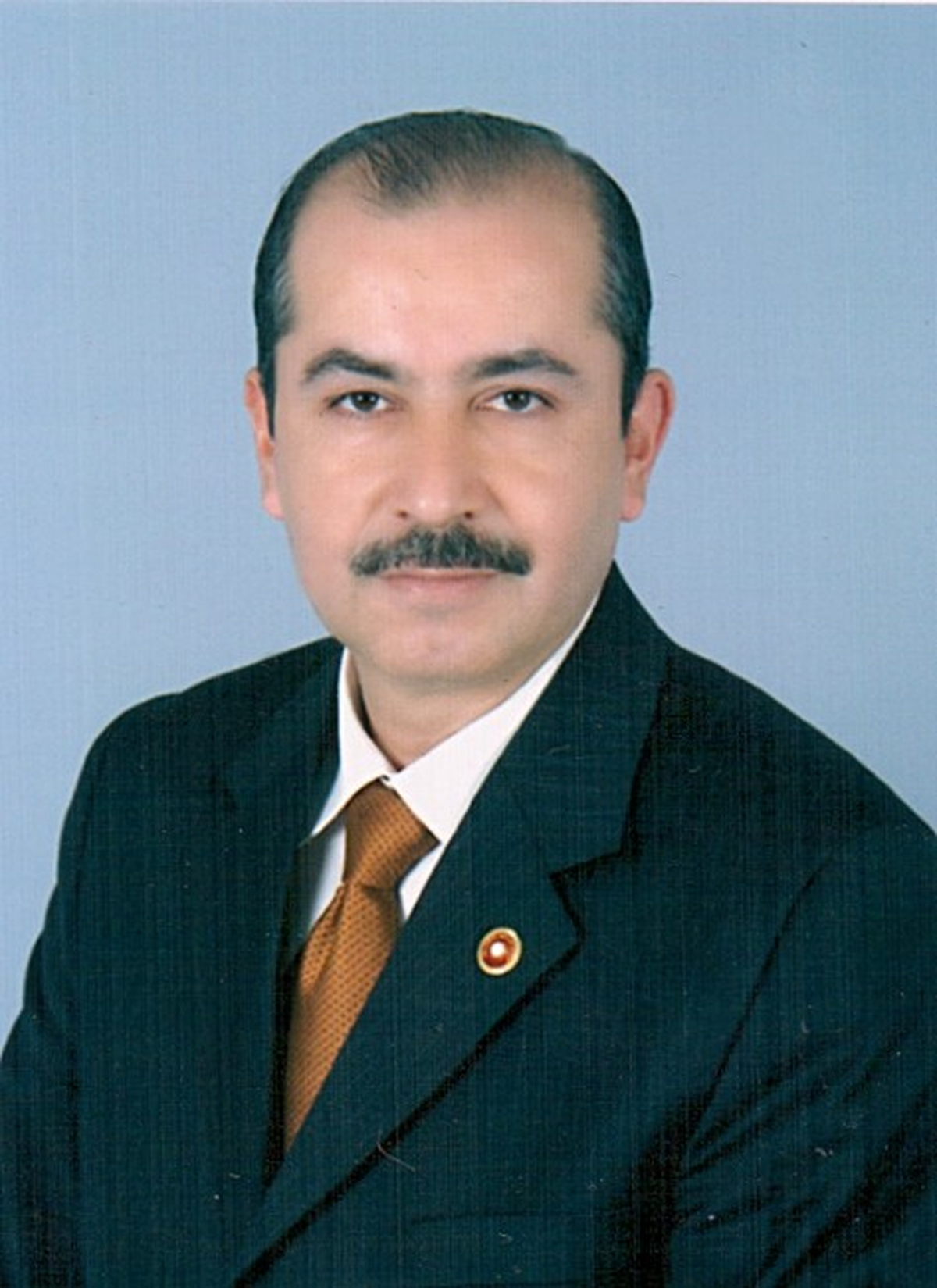 Kadıköy\'de Belediye Meclis Üyesi Muhtarlığa Aday Oldu