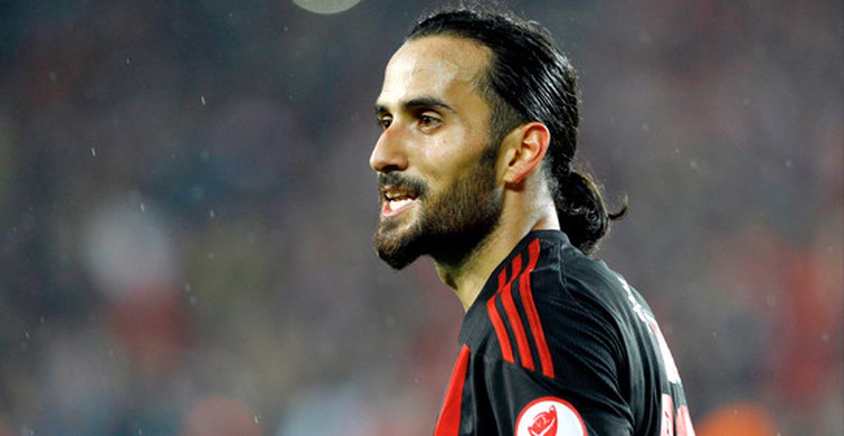 Erkan Zengin, Galatasaray\'dan Teklif Aldı