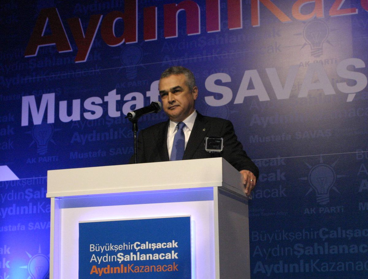 Mustafa Savaş\'tan Şehit Pilot Emre Acar\'ın Ailesine Ziyaret