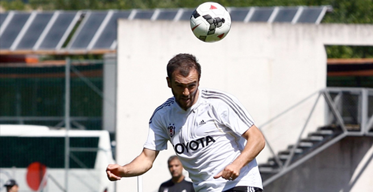 Serdar Kurtuluş Beşiktaş\'tan Ayrılmak İstemiyor