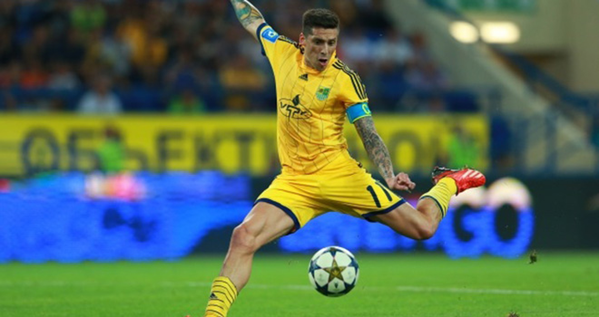Jose Sosa Resmiyet Kazandı
