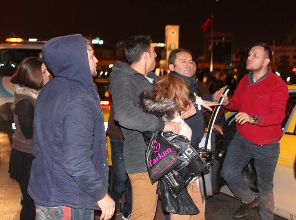 Taksim\'de İstenmeyen Görüntüler